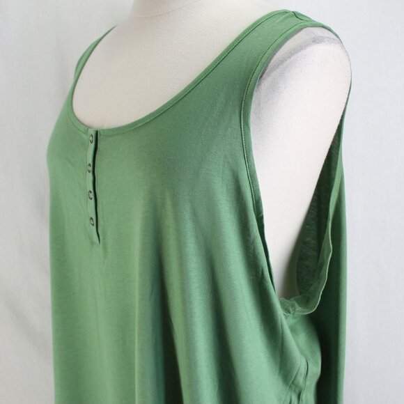Torrid Henley Tank Top Womens Size 6 6X Green Scoop Neck Classic Fit Womens - Picture 4 of 7